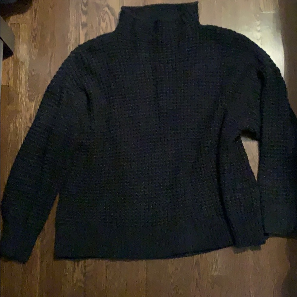 American Eagle Chunky Waffle Knit Sweater